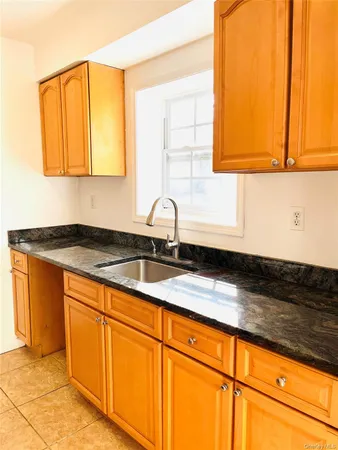 $3,150 | 82-81 88th Place | Forest Park