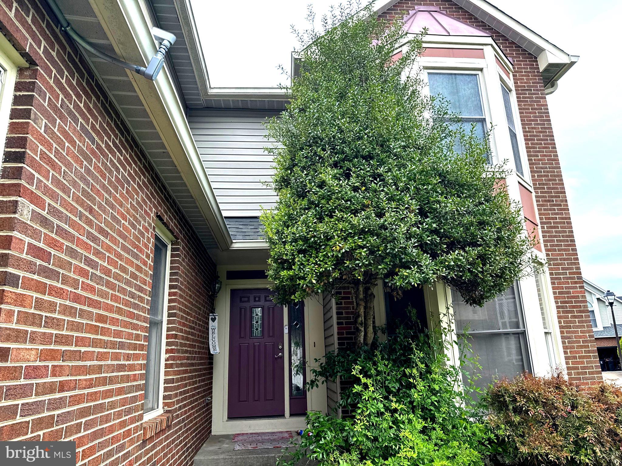 9348 Creekview Drive Laurel, MD 20708 - Photo 13 of 58 ENTRANCE