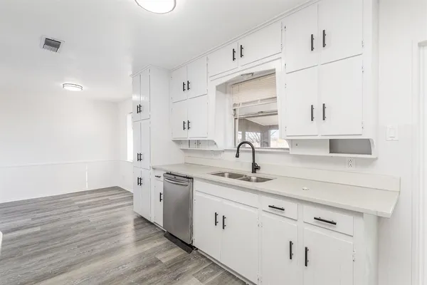 $2,500 | 800 Overhill Court, Hurst, TX 76053