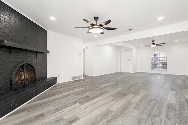 $2,500 | 800 Overhill Court, Hurst, TX 76053