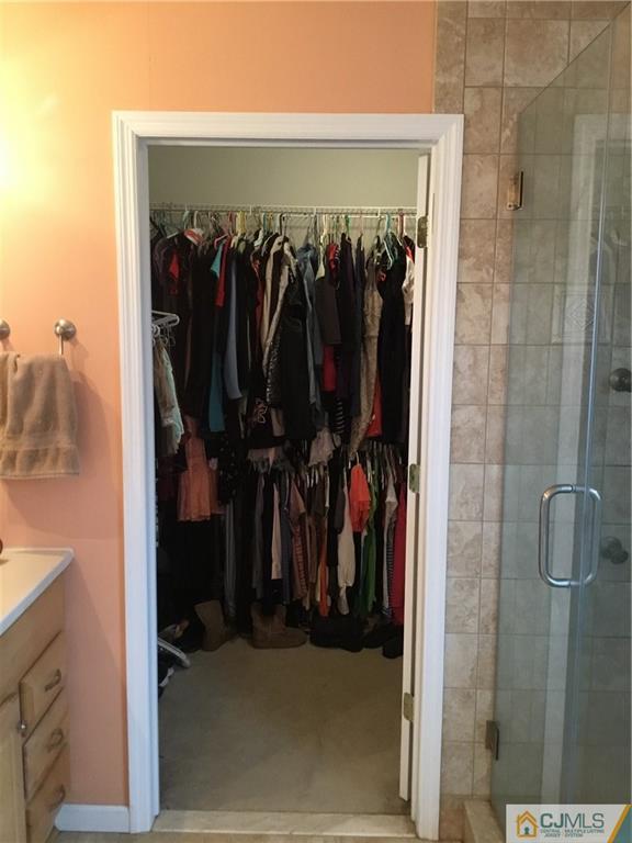 4 Ridgedale Place Woodbridge, NJ 07095 - Photo 11 of 25 Gallery Image 11