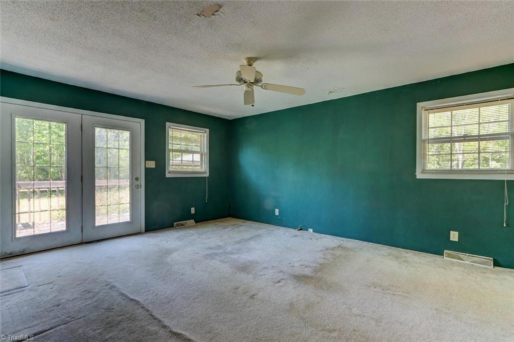 1130 County Line Road Reidsville, NC 27320 - Photo 20 of 39 Gallery Image 20