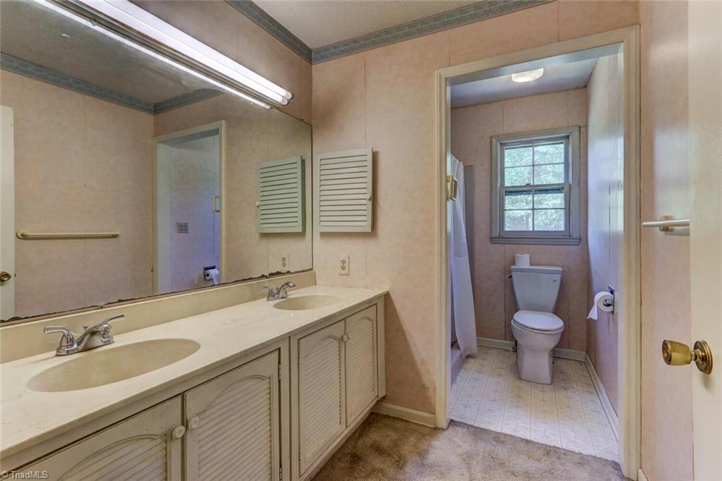 1130 County Line Road Reidsville, NC 27320 - Photo 21 of 39 Gallery Image 21
