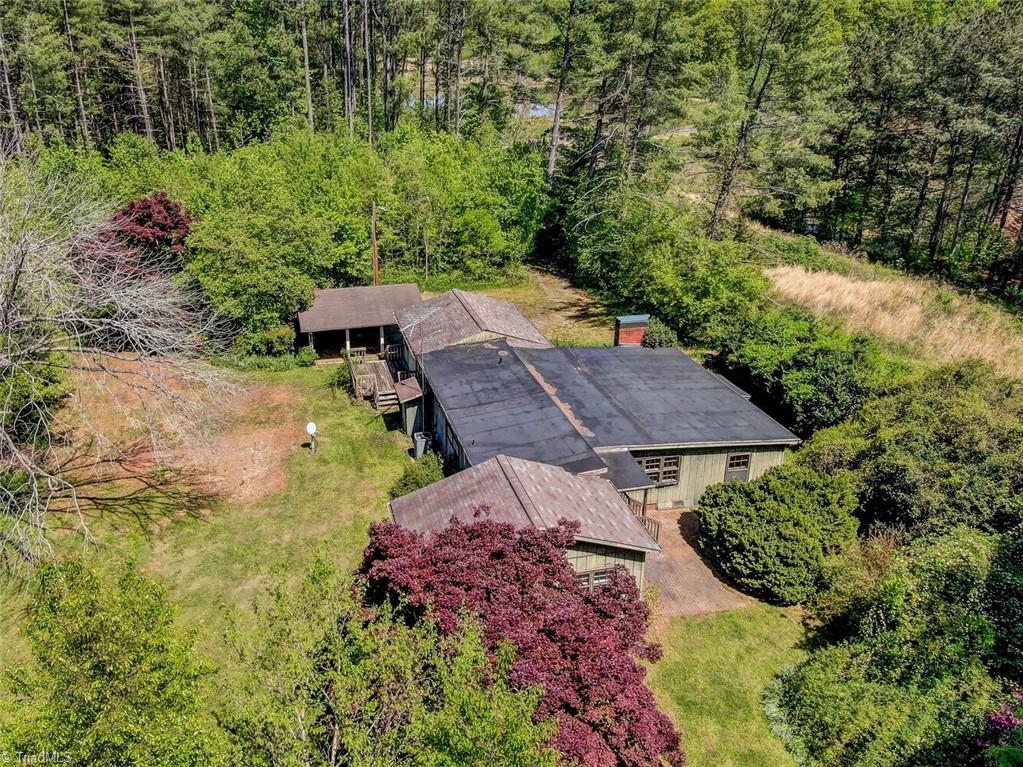 1130 County Line Road Reidsville, NC 27320 - Photo 5 of 39 Gallery Image 5