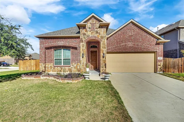 $2,850 | 11020 Aransas Pass Place, McKinney, TX 75071