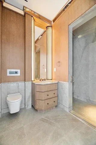 $72,000 | 111 West 57th Street, Unit 29 | Midtown Central