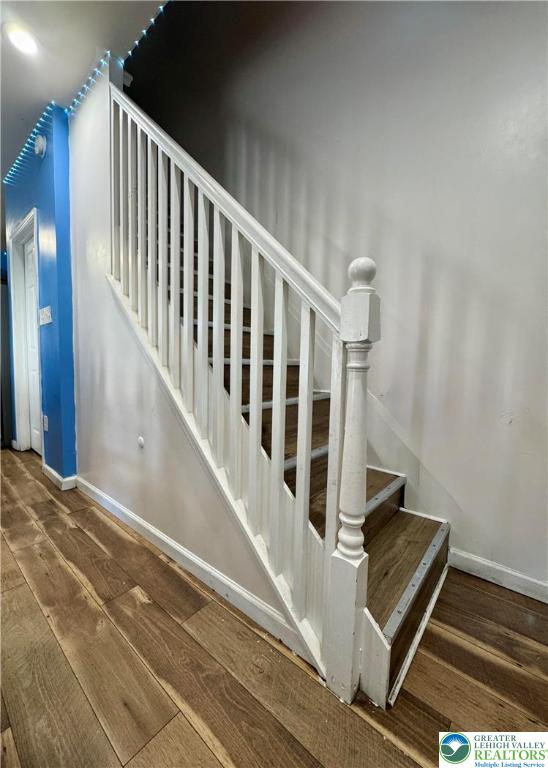 414 Washington Street Allentown, PA 18102 - Photo 9 of 23 a view of entryway