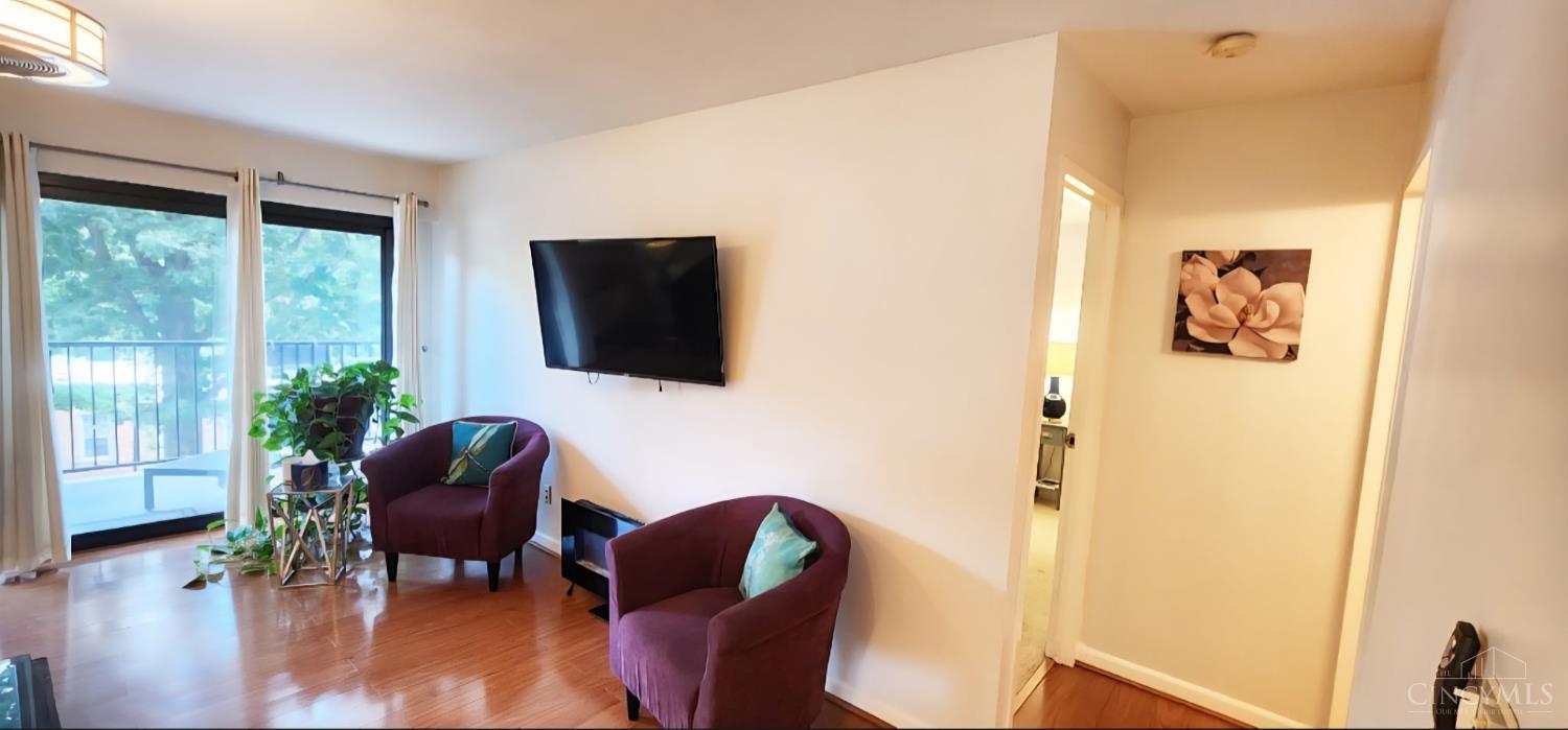 1815 William Howard Taft Road, Unit 207 Cincinnati, OH 45206 - Photo 9 of 23