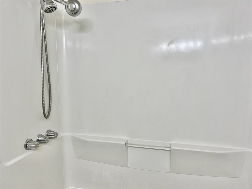 1006 Paradise Road, Unit 2P Swampscott, MA 01907 - Photo 29 of 35 Gallery Image 29