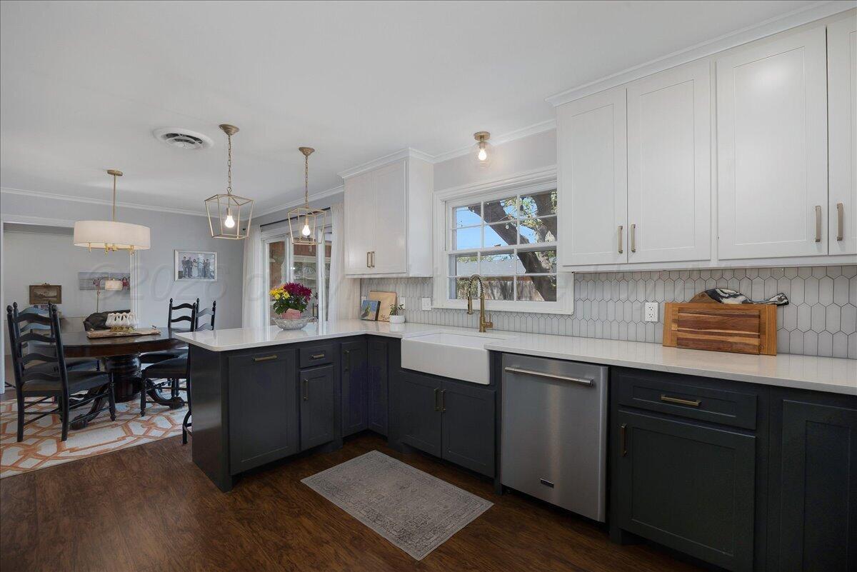 6100 Jameson Road Amarillo, TX 79106 - Photo 10 of 29 11-Kitchen 3