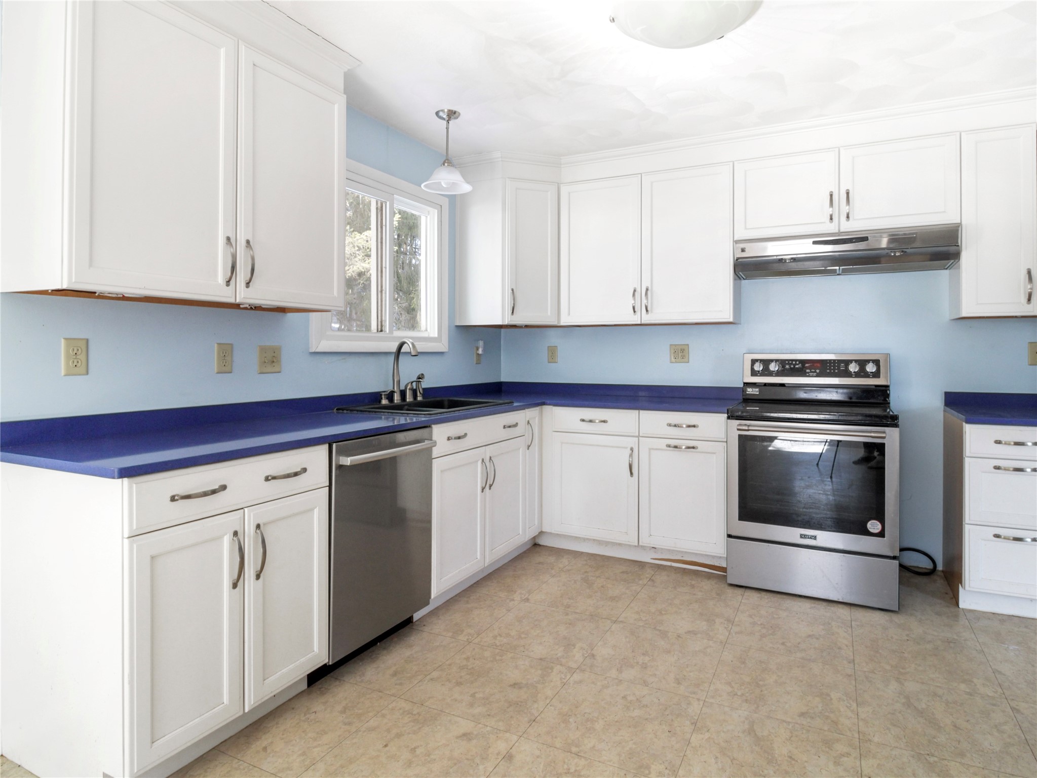 507 Walker Road Endicott, NY 13760 - Photo 11 of 32