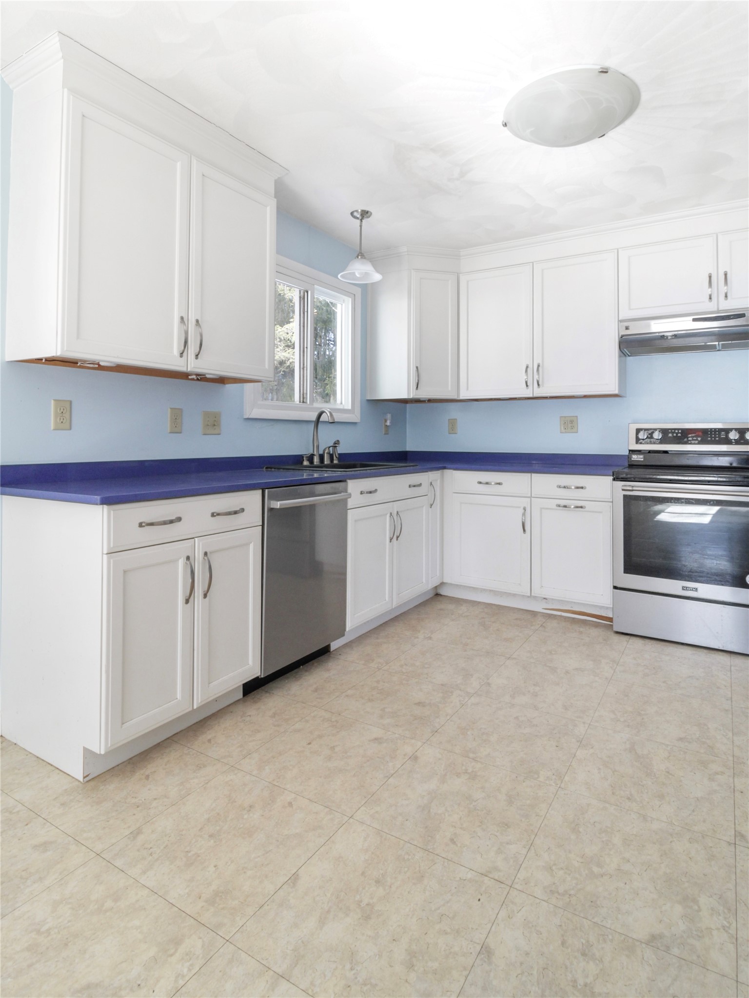 507 Walker Road Endicott, NY 13760 - Photo 12 of 32