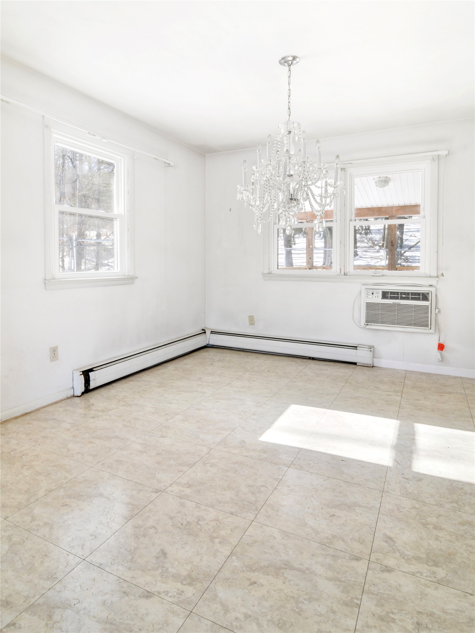 507 Walker Road Endicott, NY 13760 - Photo 7 of 32