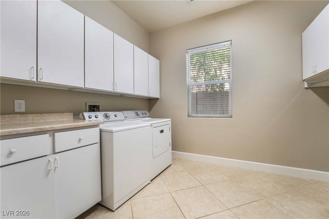 2475 Blackcraig Street Henderson, NV 89044 - Photo 4 of 23