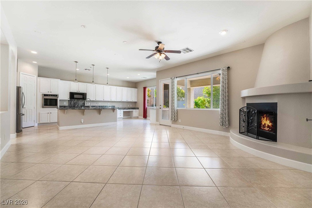 2475 Blackcraig Street Henderson, NV 89044 - Photo 7 of 23