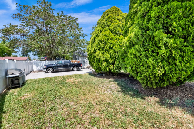 345 Liberty Street Layton, UT 84041 - Photo 8 of 26