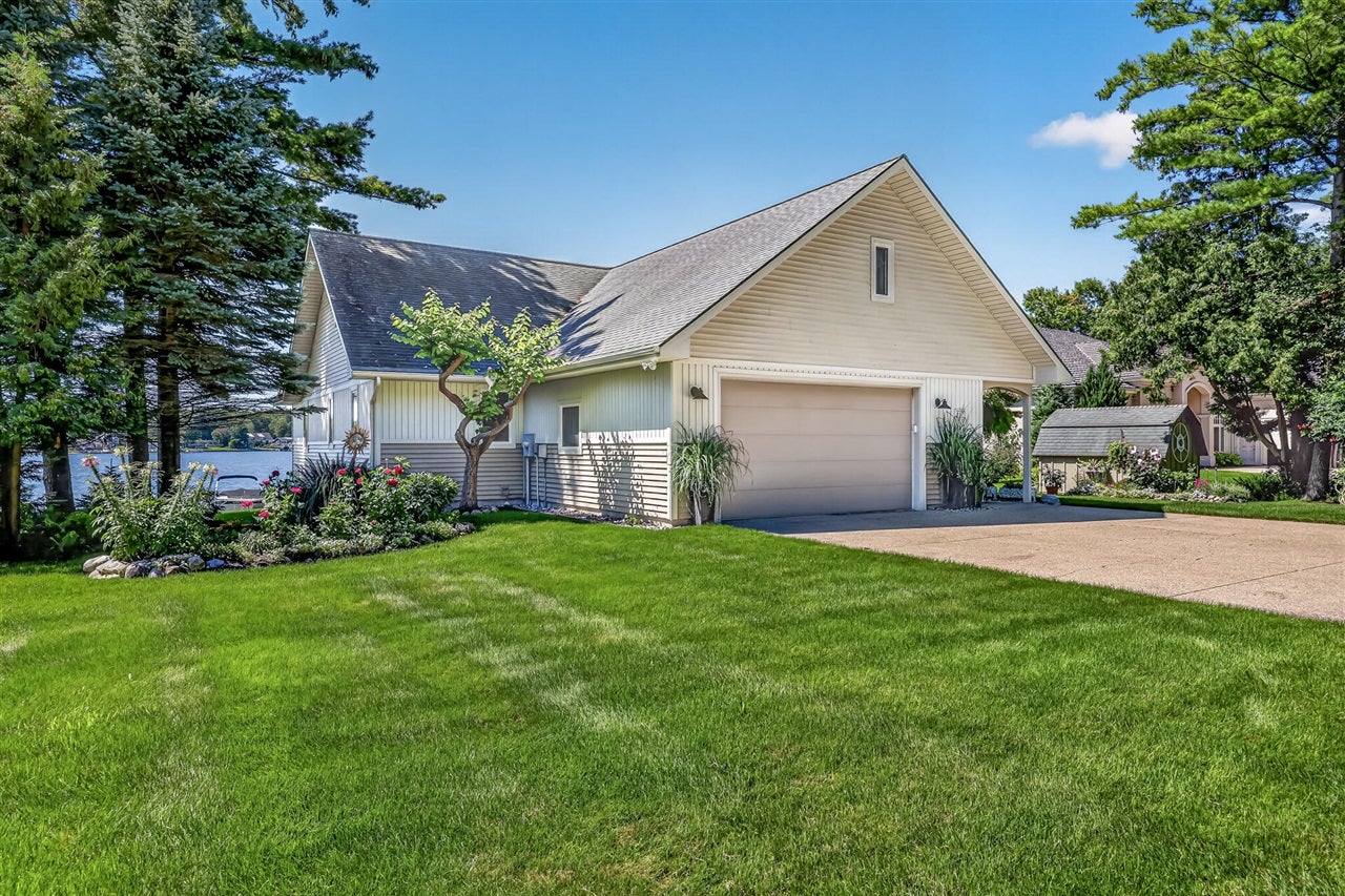 817 East Lake Road Pentwater, MI 49449 - Photo 52 of 58 Gallery Image 52