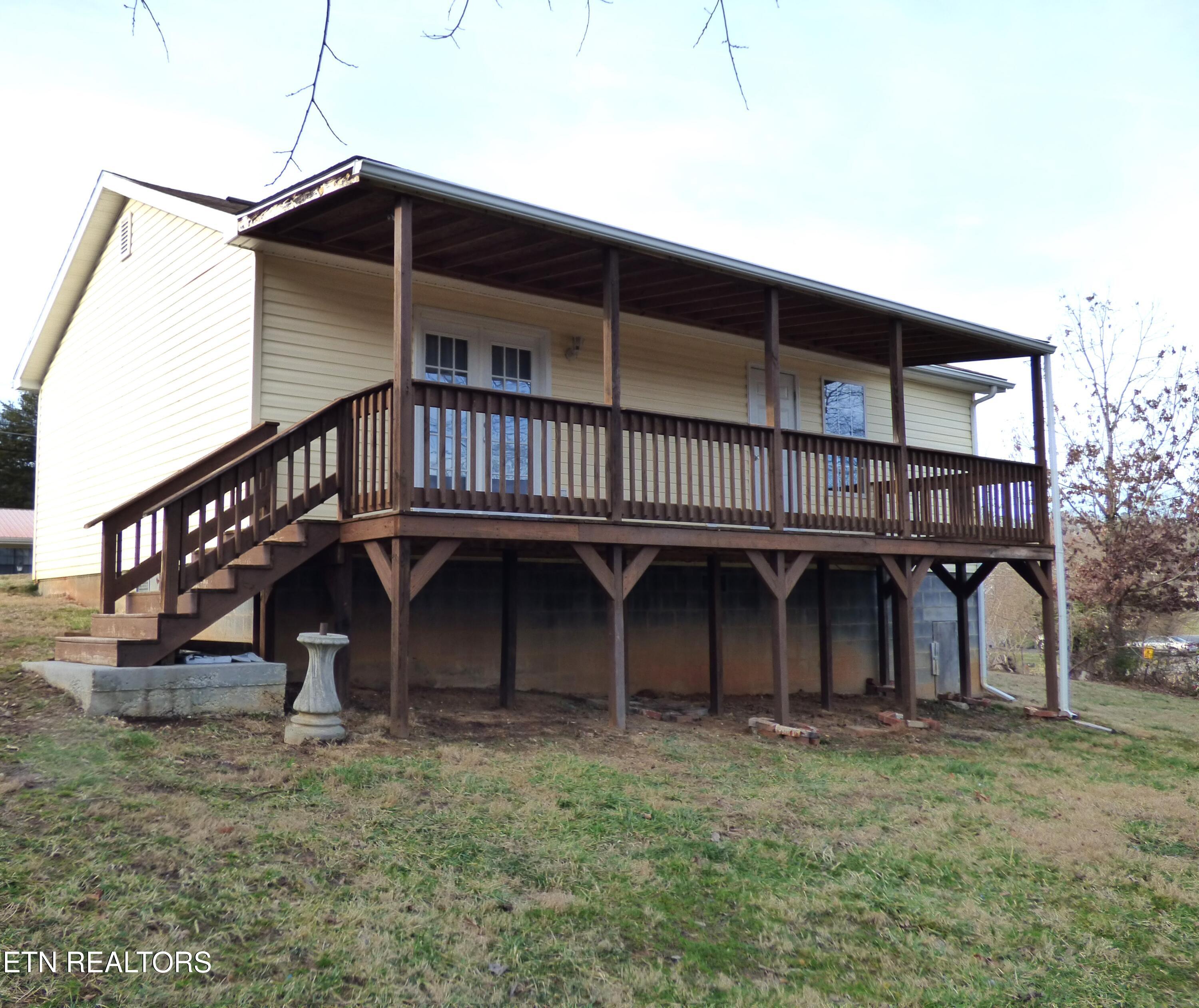 175 Terry Street Newport, TN 37821 - Photo 4 of 28 P1280945