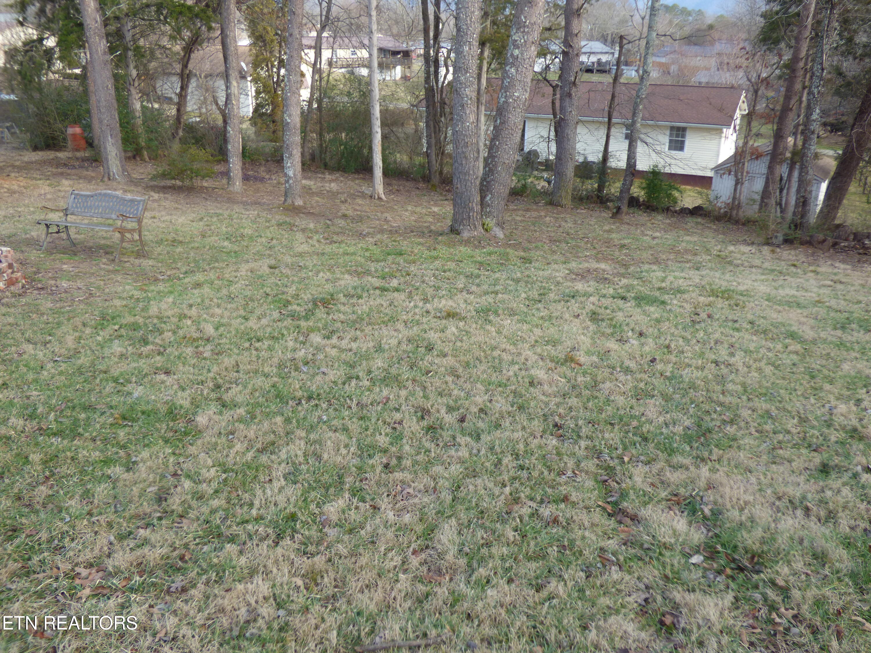 175 Terry Street Newport, TN 37821 - Photo 5 of 28 P1280946