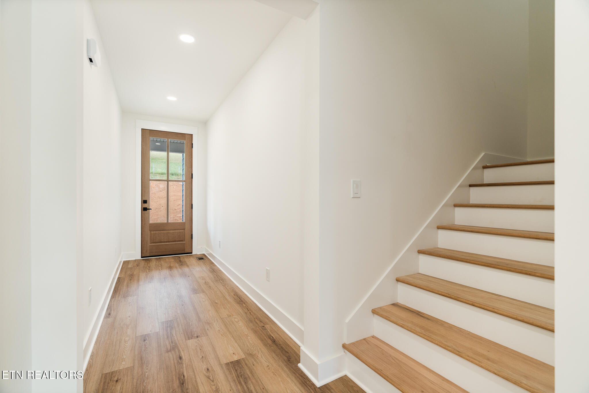 330 Roddy Branch Road Rockford, TN 37853 - Photo 30 of 48 Entryway