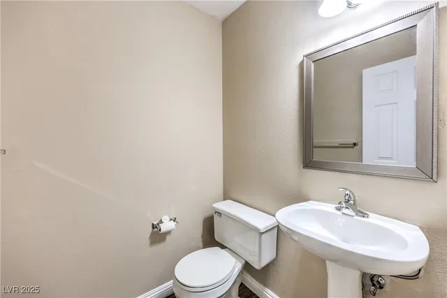 $1,890 | 1452 Rothwell Court, Unit 3, Las Vegas, NV 89102