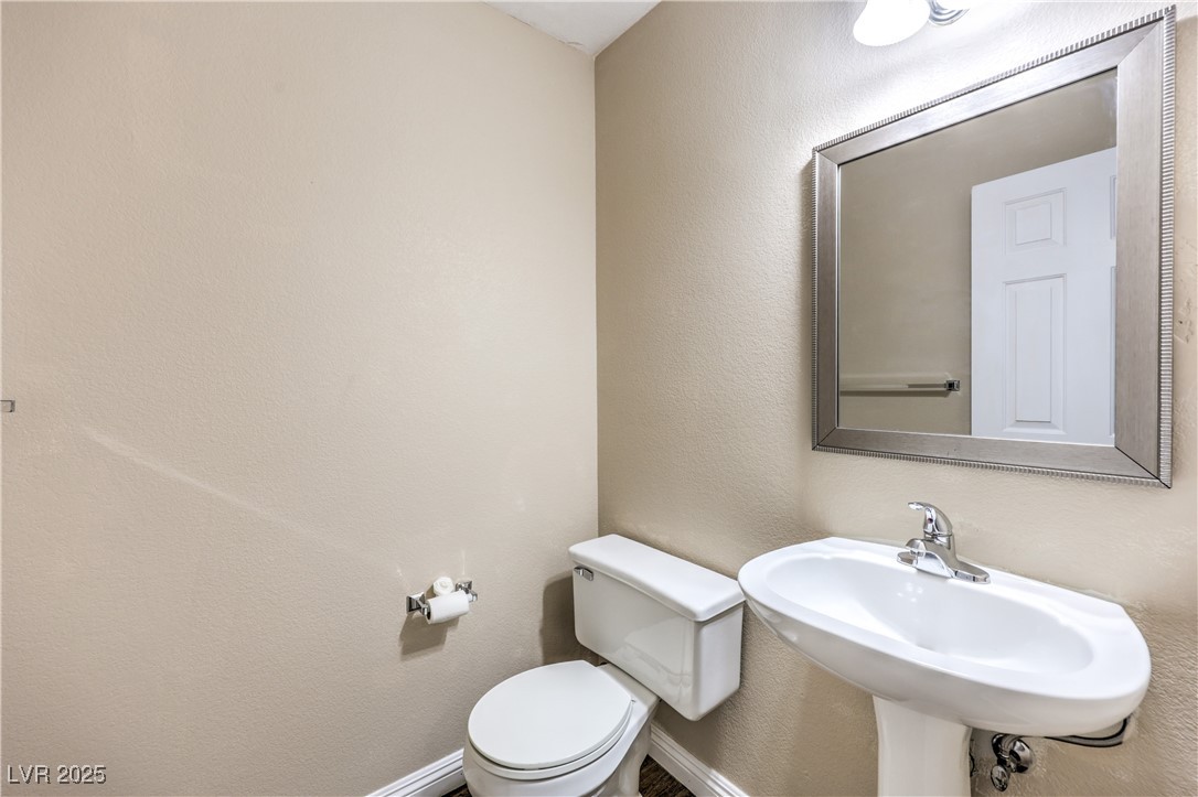 1452 Rothwell Court, Unit 3 Las Vegas, NV 89102 - Photo 18 of 40