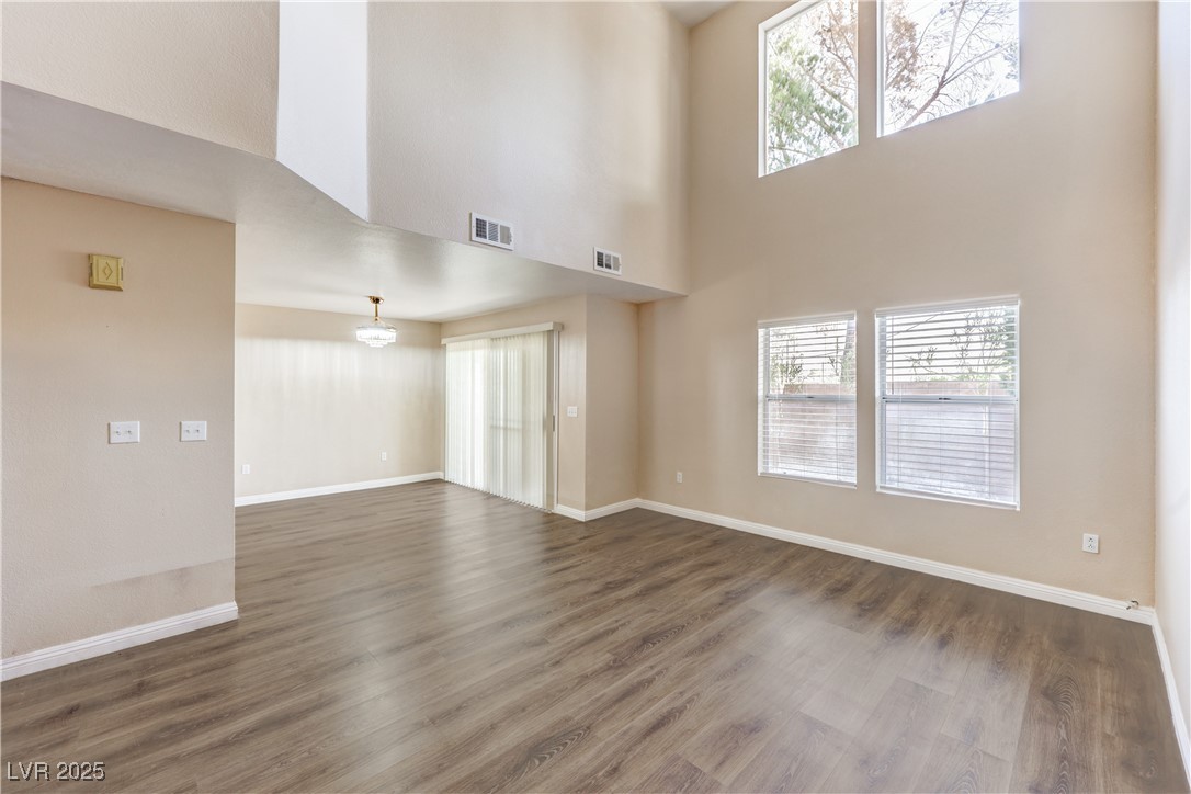 1452 Rothwell Court, Unit 3 Las Vegas, NV 89102 - Photo 8 of 40