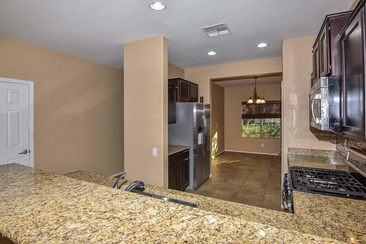5436 West Yearling Road Phoenix, AZ 85083 - Photo 7 of 33 Kitchen-Breakfast Room