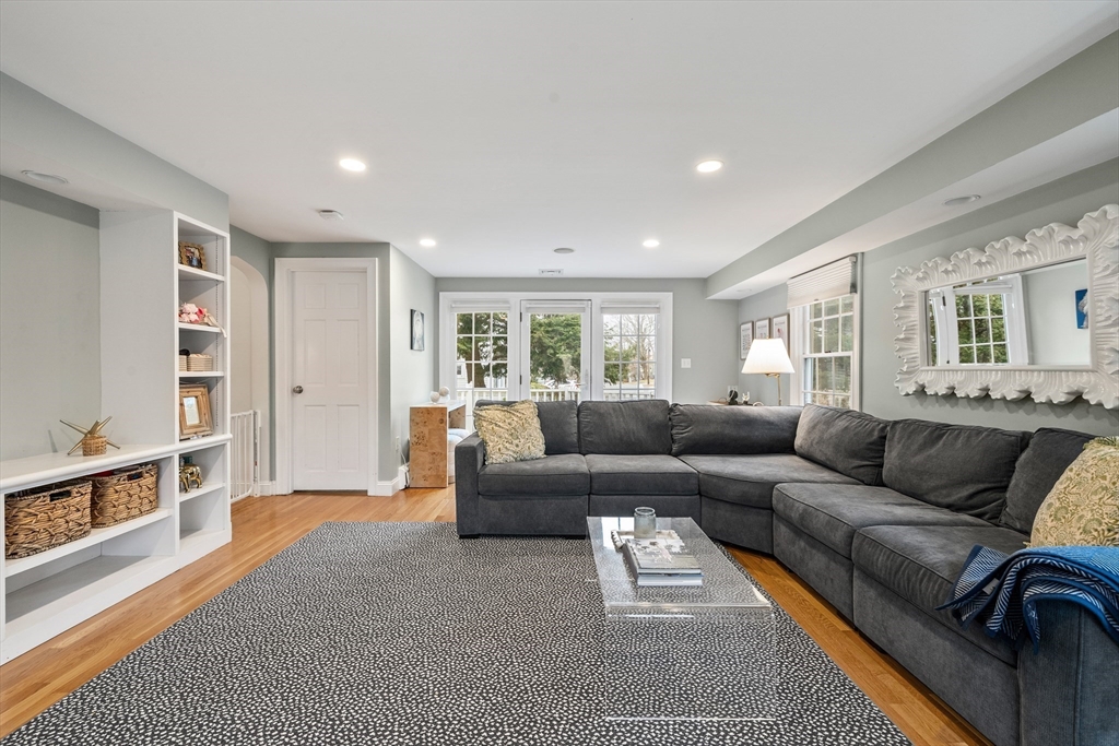 55 Burnside Road Needham, MA 02494 - Photo 13 of 24