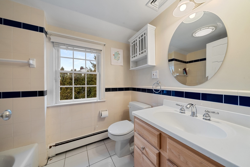 55 Burnside Road Needham, MA 02494 - Photo 20 of 24