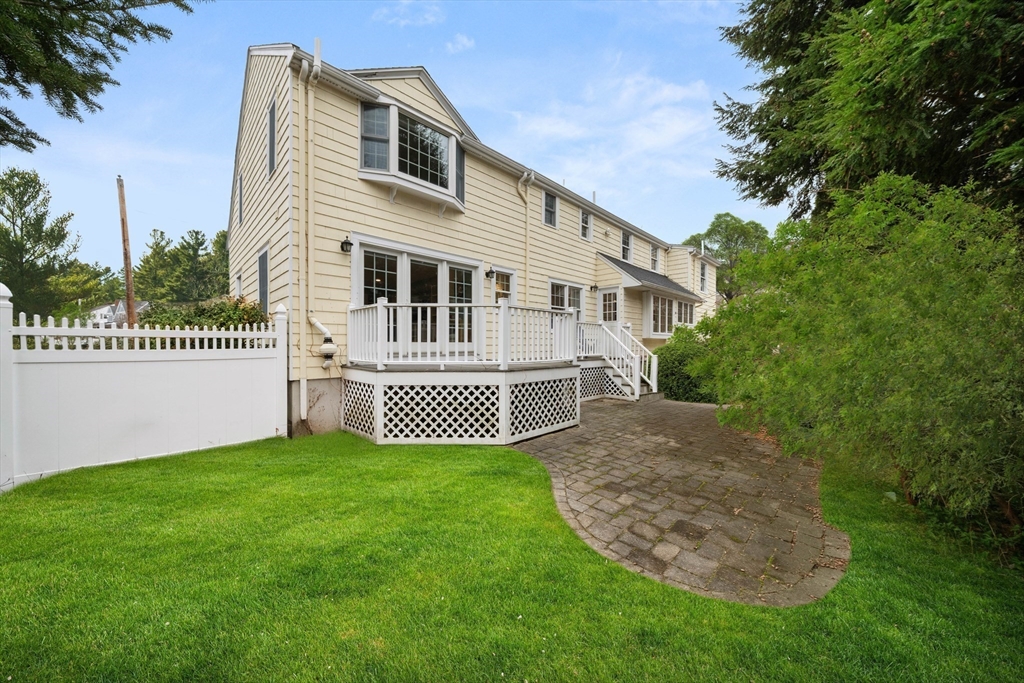 55 Burnside Road Needham, MA 02494 - Photo 23 of 24