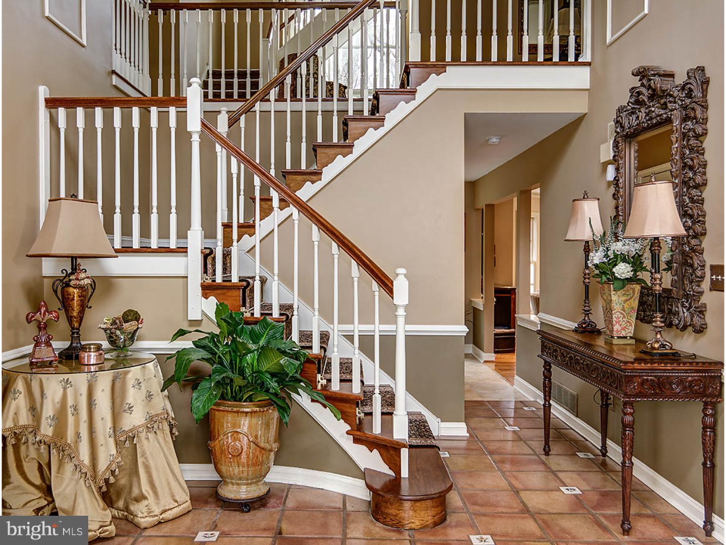 25 Legion Lane Haddonfield, NJ 08033 - Photo 2 of 25 Foyer
