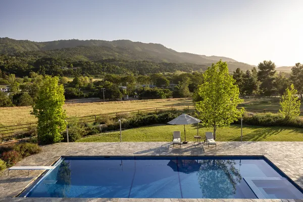 $6,750,000 | 10585 Ojai Santa Paula Road, Ojai, CA 93023