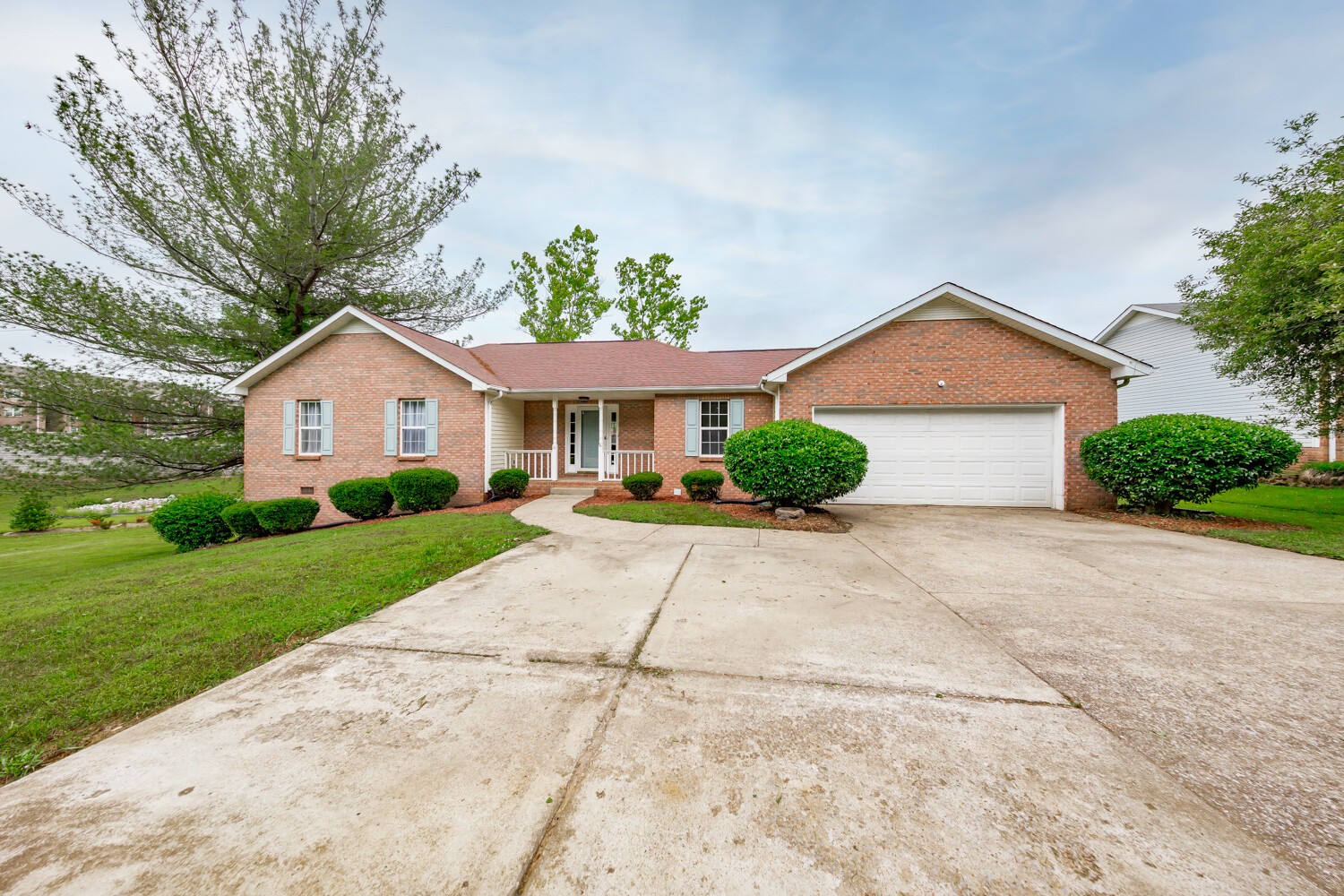 1943 Needmore Road Clarksville, TN 37042 - Photo 1 of 34 Gallery Image 1