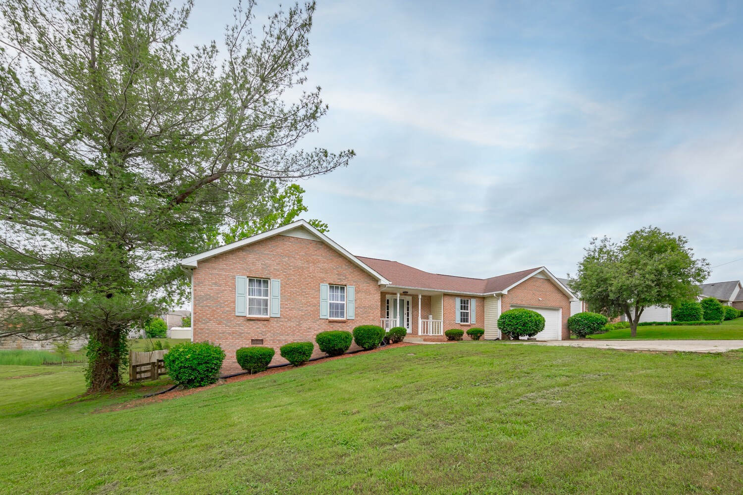 1943 Needmore Road Clarksville, TN 37042 - Photo 2 of 34 Gallery Image 2
