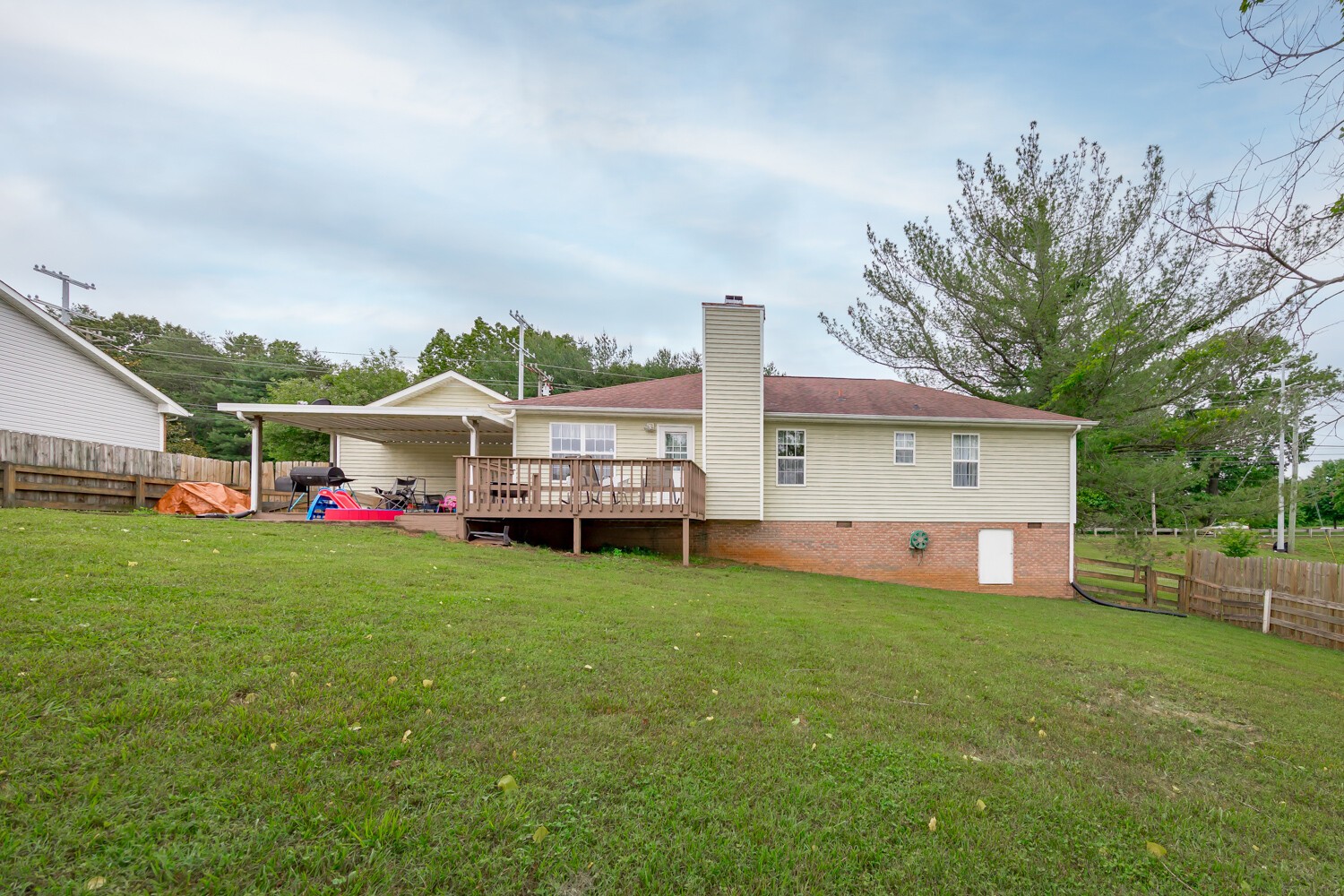 1943 Needmore Road Clarksville, TN 37042 - Photo 33 of 34 Gallery Image 33