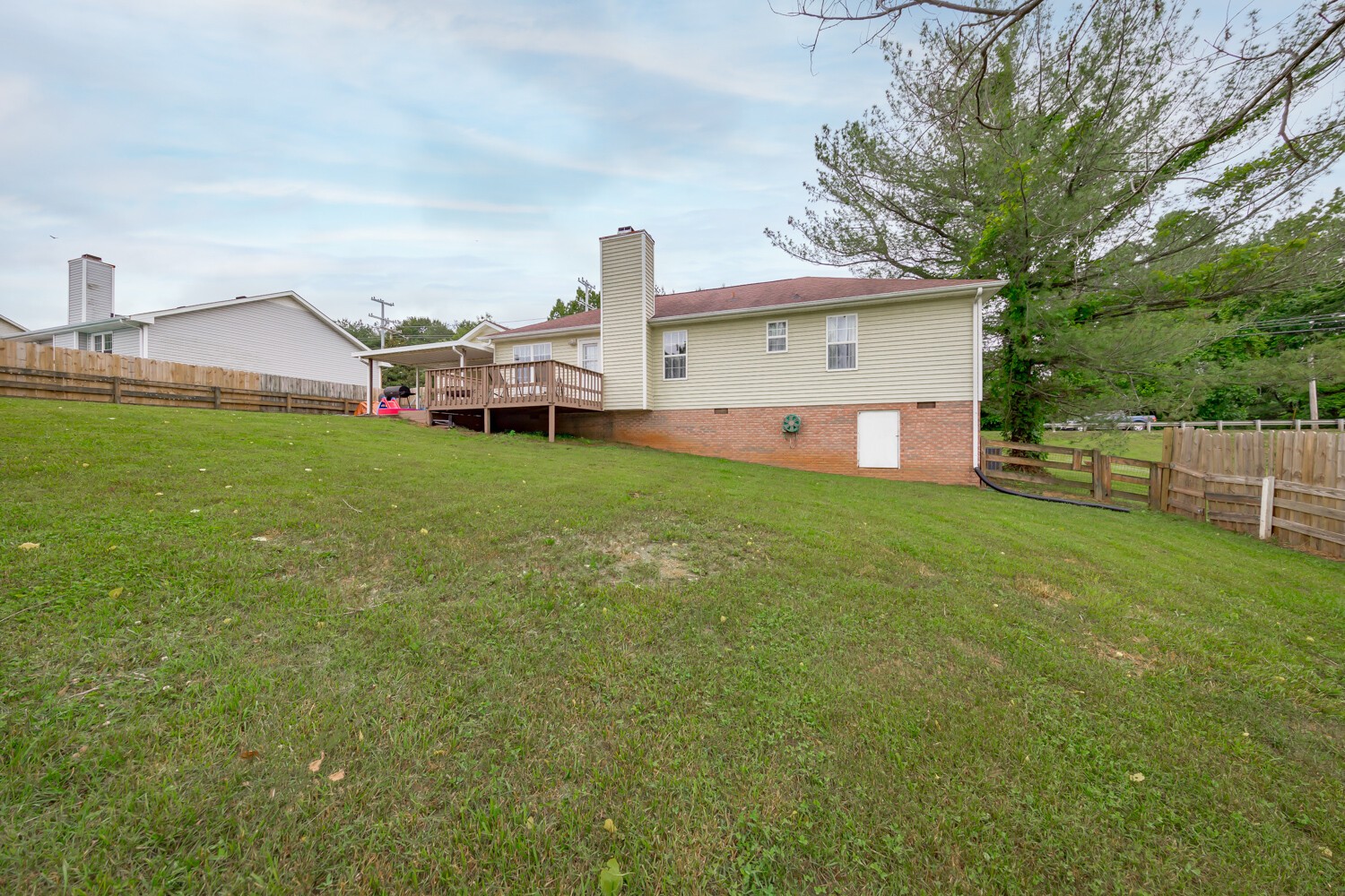 1943 Needmore Road Clarksville, TN 37042 - Photo 34 of 34 Gallery Image 34