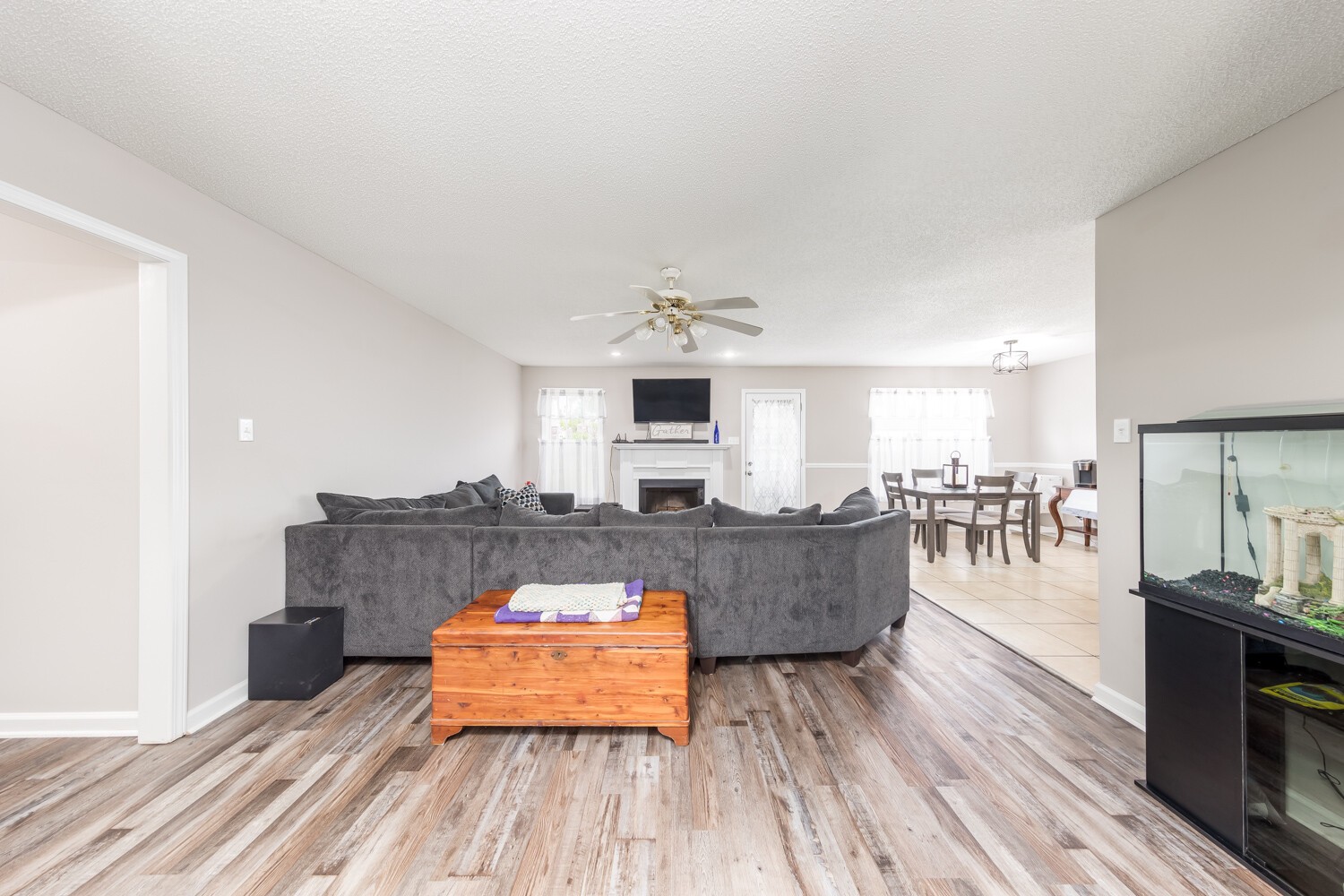 1943 Needmore Road Clarksville, TN 37042 - Photo 5 of 34 Gallery Image 5