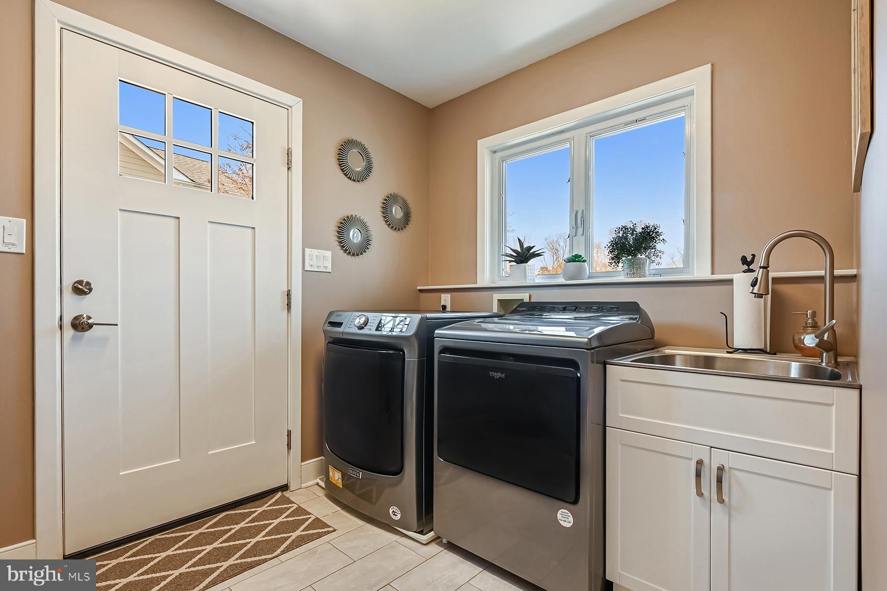 315 Cove Road Riva, MD 21140 - Photo 32 of 38 Renovated laundry room has outside access