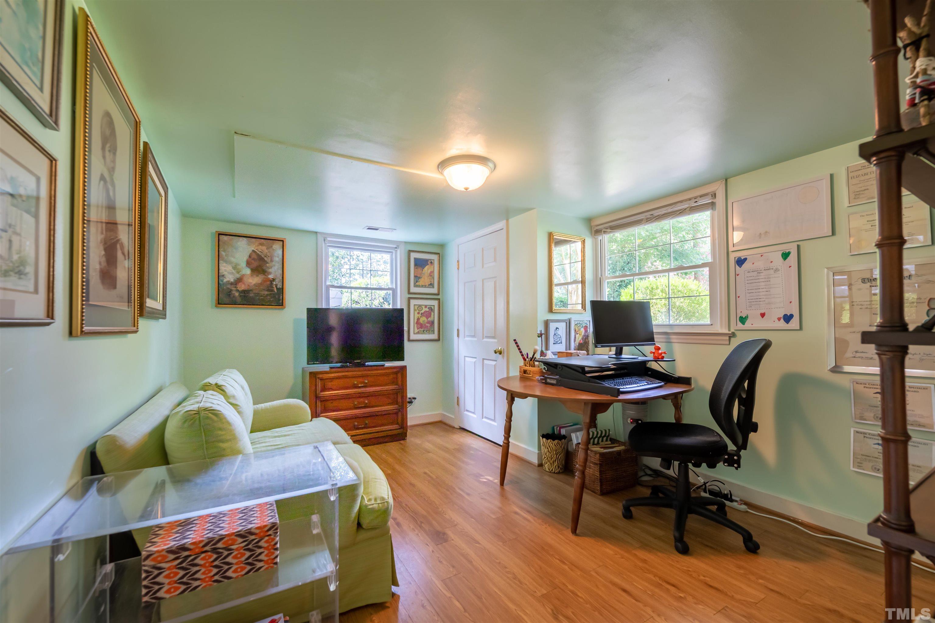 705 Currituck Drive Raleigh, NC 27609 - Photo 10 of 28