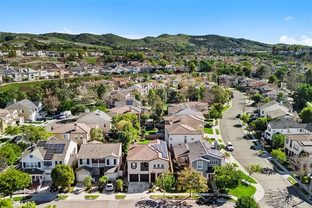 $1,725,000 | 8 Claymont Drive, Ladera Ranch, CA 92694