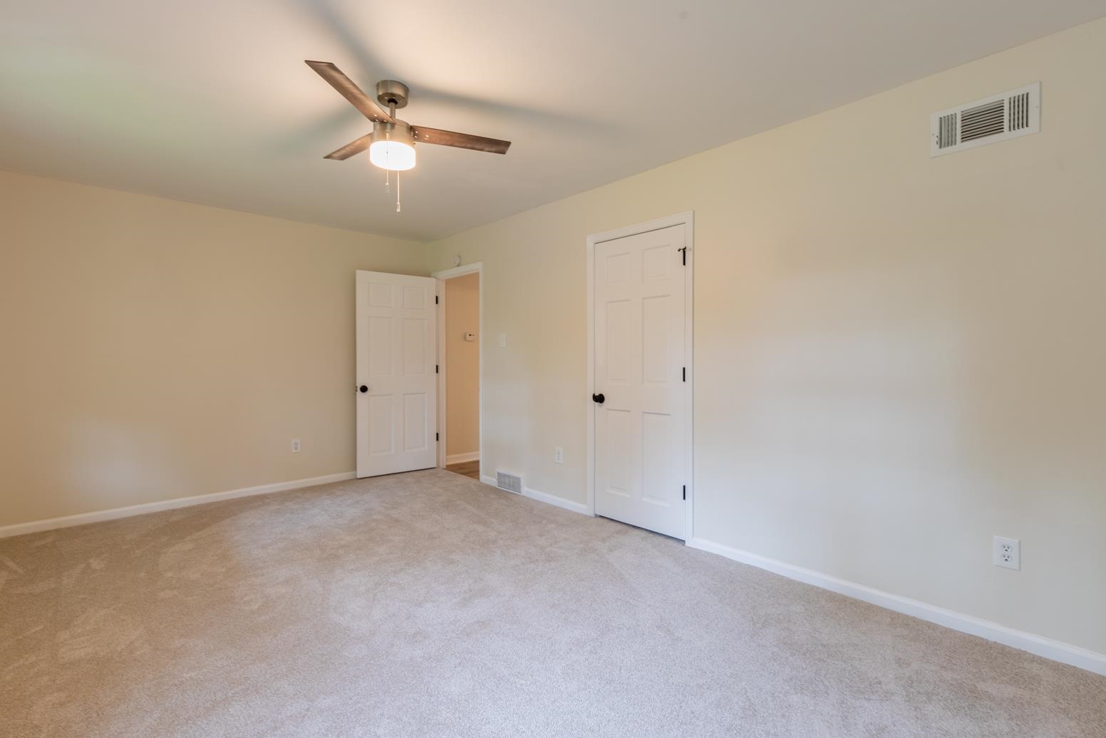 505 Thorn Ridge Cove Memphis, TN 38117 - Photo 25 of 31 a view of an empty room