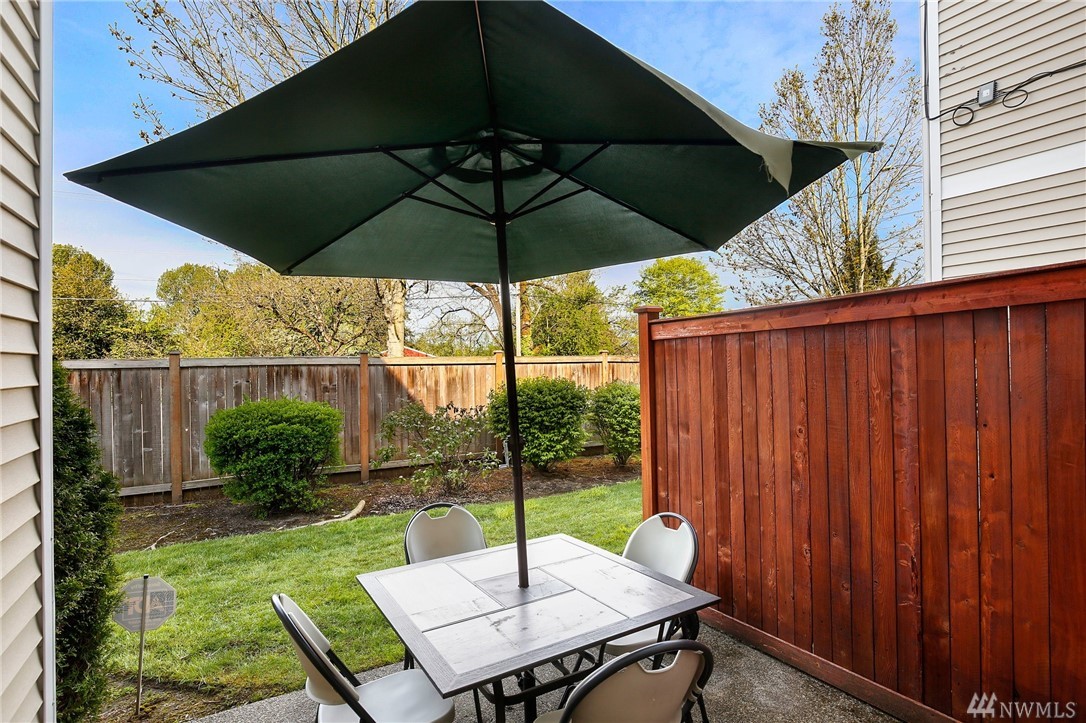 18935 108th Lane Southeast Renton, WA 98055 - Photo 27 of 32 Gallery Image 27