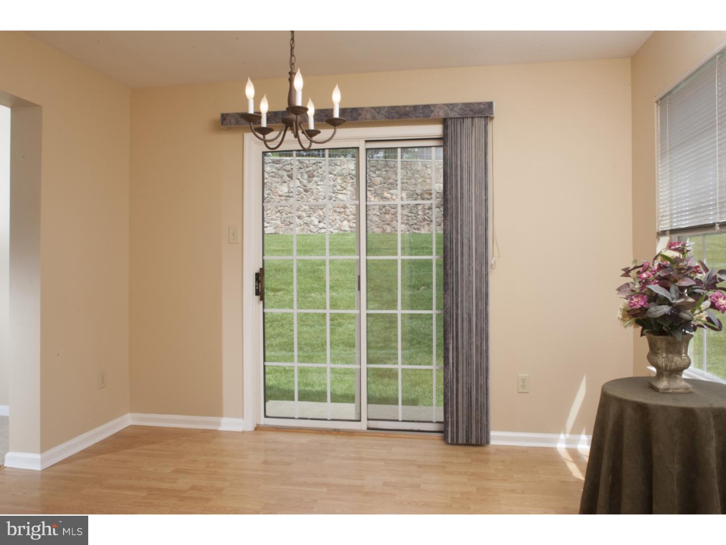 5437 Rinker Circle, Unit 283 Doylestown, PA 18902 - Photo 7 of 19 Dining Room