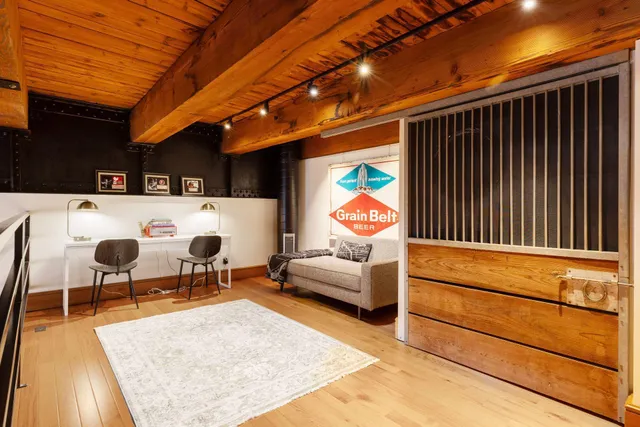 $429,000 | 355 Kellogg Boulevard, Unit 7, St. Paul, MN 55101