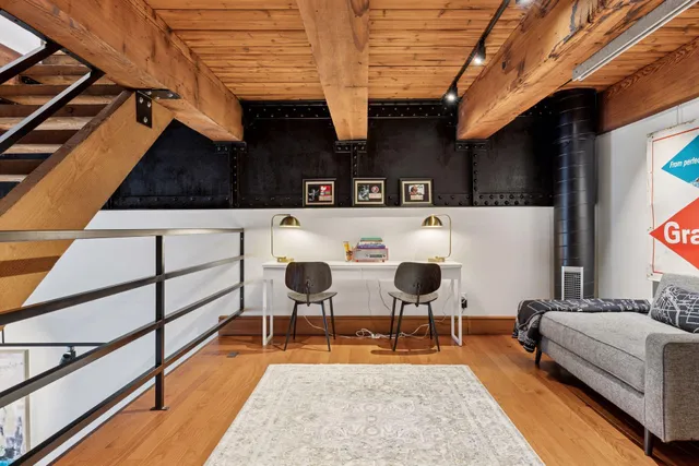 $429,000 | 355 Kellogg Boulevard, Unit 7, St. Paul, MN 55101