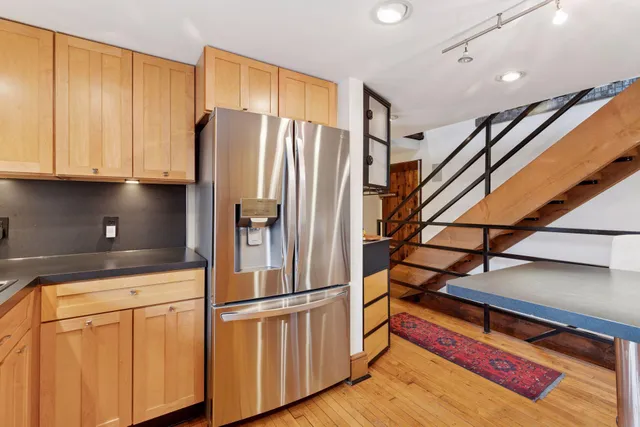 $429,000 | 355 Kellogg Boulevard, Unit 7, St. Paul, MN 55101