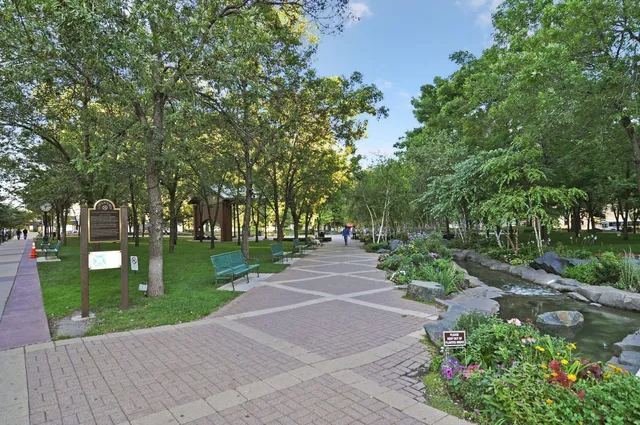 $429,000 | 355 Kellogg Boulevard, Unit 7, St. Paul, MN 55101