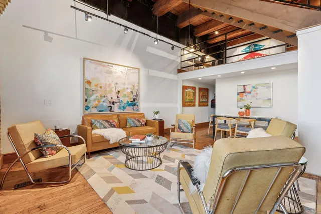 $429,000 | 355 Kellogg Boulevard, Unit 7, St. Paul, MN 55101