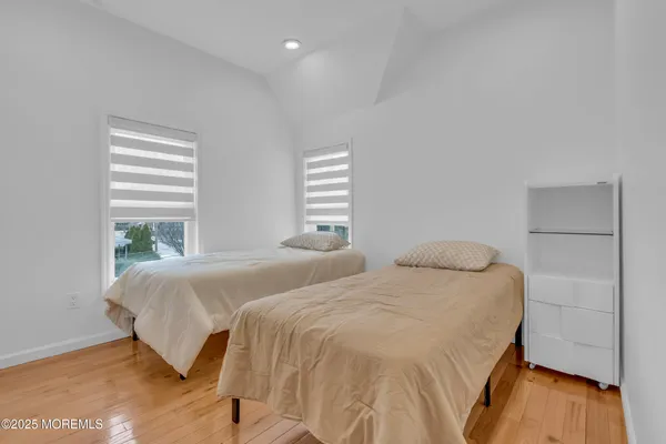 $2,500 | 323 Roosevelt Avenue, Oakhurst, NJ 07755